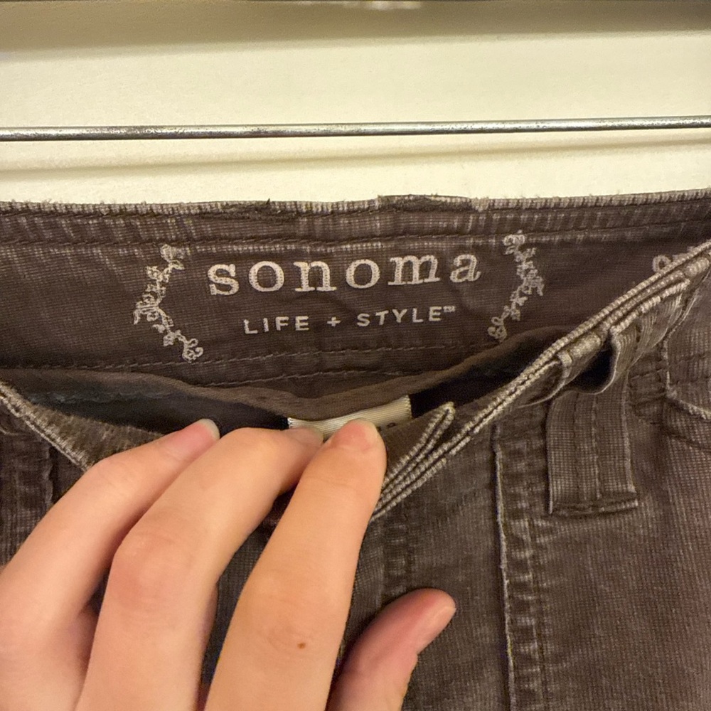 Sonoma Women's Dark Brown Cargo Shorts - Picture 4 of 6